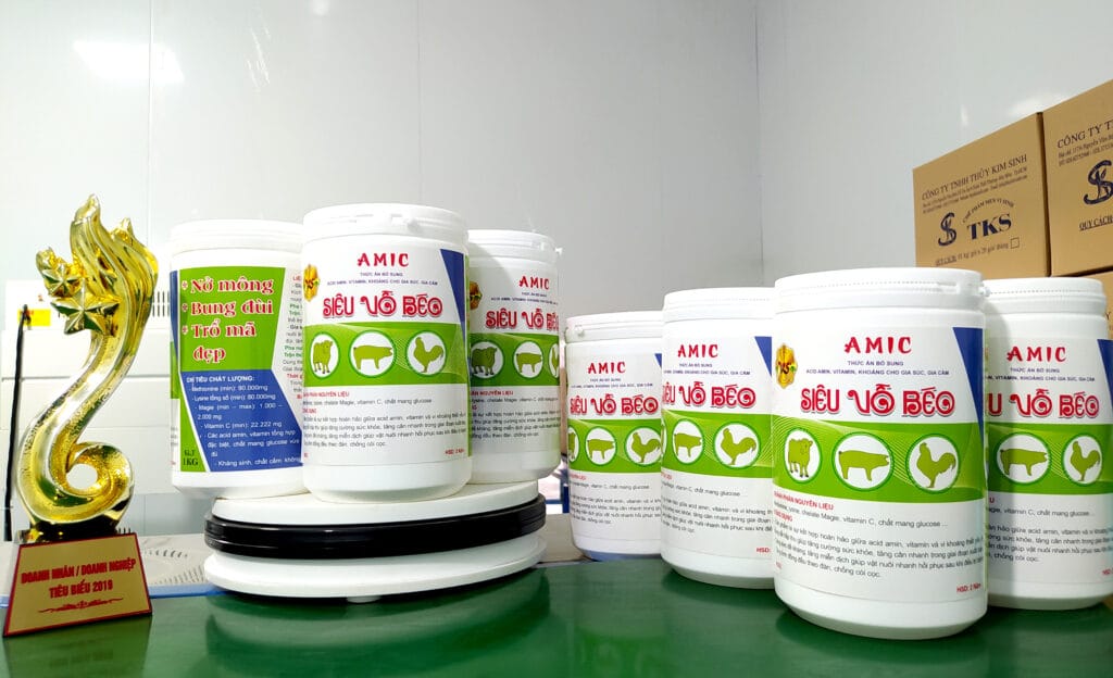 AMIC SIÊU VỖ BÉO siêu tốc cho gà, bò, heo, dê, trâu,... 